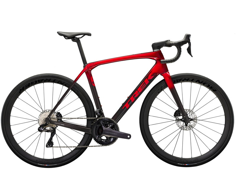 Trek Domane SLR 7 Gen 4 - Fumée rouge métallique à fumée de carbone rouge